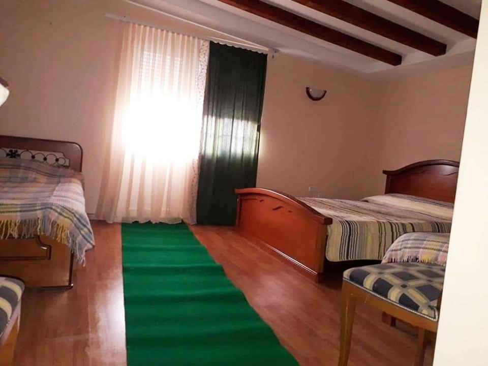 Vila Verd Korce Hotel Екстериор снимка