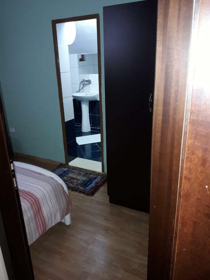 Vila Verd Korce Hotel Екстериор снимка